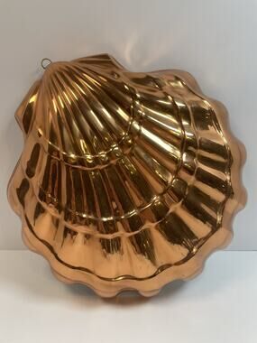 Vintage Copper Shell Mold Or Wall Decor 12” Tin Lined - Has Wall Hanging Hook